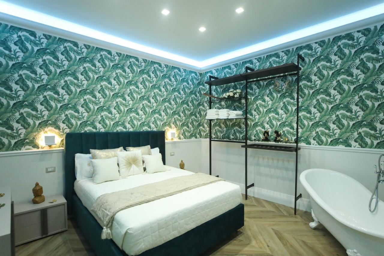 Lucrezia'S Home Кастелламмаре-ди-Стабия Экстерьер фото