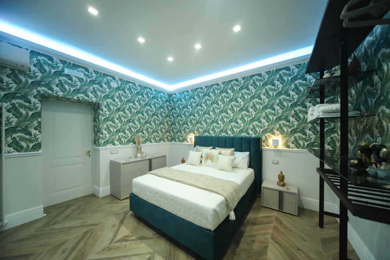 Lucrezia'S Home Кастелламмаре-ди-Стабия Экстерьер фото